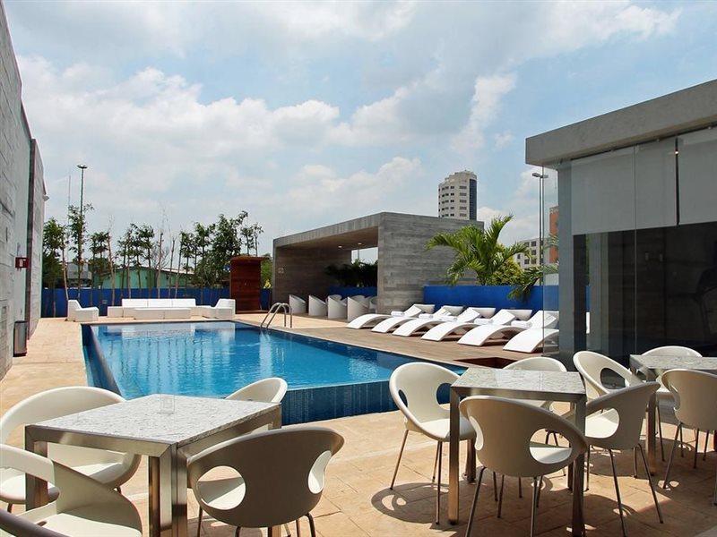 One Villahermosa 2000 المظهر الخارجي الصورة
