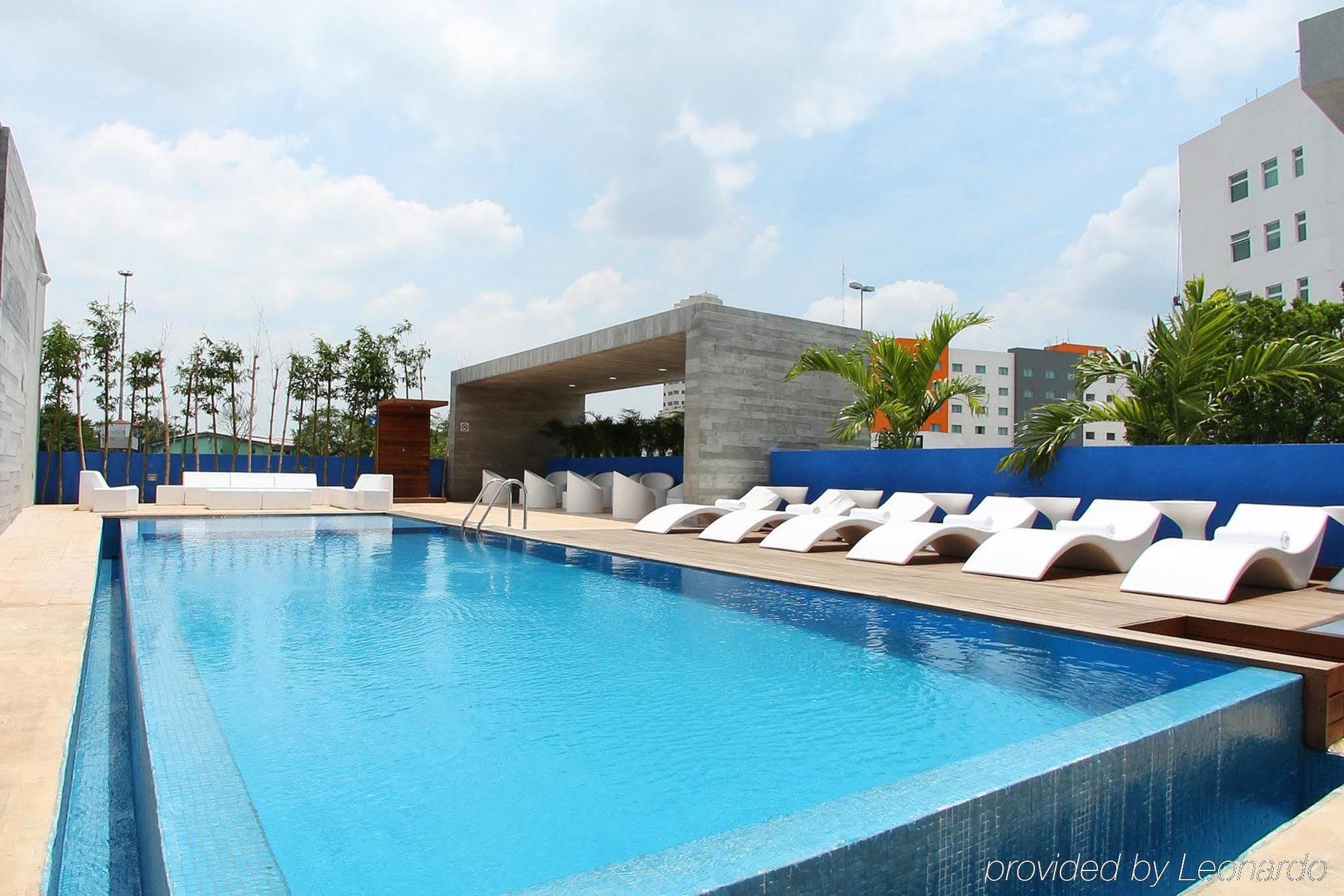 One Villahermosa 2000 المظهر الخارجي الصورة